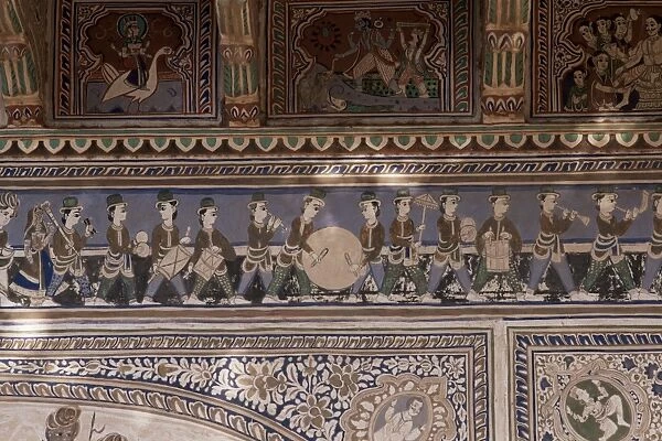 Detail of the fine plaster work in the Sheesh Mahal