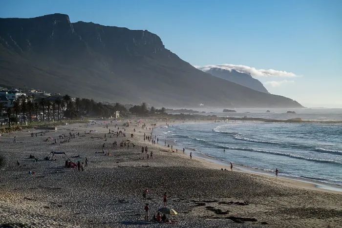 Framed Print : Fine sand beach under the Twelve Apostles, Camps Bay, Cape Town, South Africa, Africa Framed Print : Fine sand beach under the Twelve Apostles, Camps Bay, Cape Town, South Africa, Africa