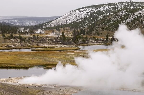Firehole River, Yellowstone National Park, UNESCO World Heritage Site, Wyoming