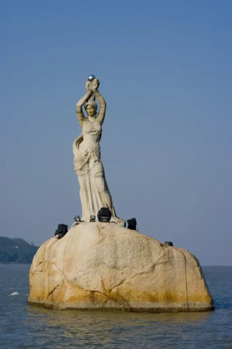Framed Print : Fisher girl statue, , Zhuhai, Guangdong, China, Asia