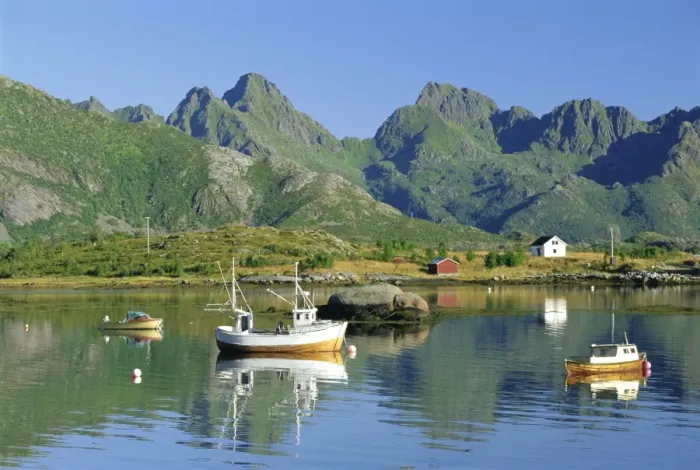 Framed Print : Fishing boat in Austnesfjorden Framed Print : Fishing boat in Austnesfjorden