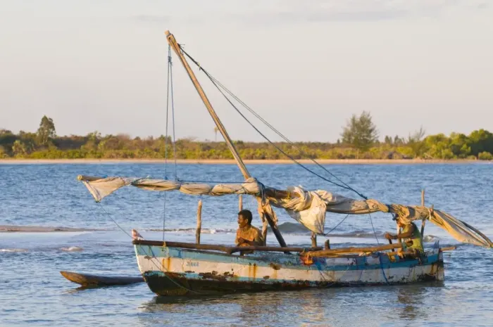 Framed Print : Fishing boat returning from fishing, Antsanitian Beach Resort, Mahajanga Framed Print : Fishing boat returning from fishing, Antsanitian Beach Resort, Mahajanga