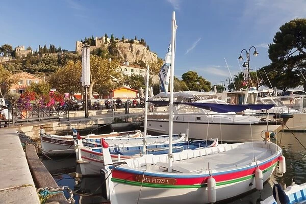 Fishing boats at the harbour, castle in the background, Cassis, Provence, Provence-Alpes-Cote