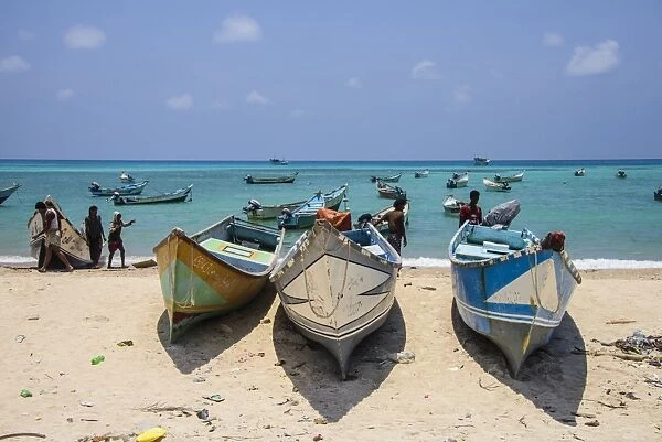 Fishing boats in the turquoise waters of Qalansia on the west coast of the island of Socotra, UNESCO World Heritage Site, Yemen, Middle East