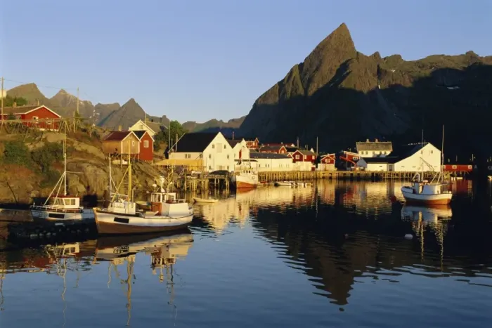 Framed Print : Fishing village of Hamnoy Framed Print : Fishing village of Hamnoy