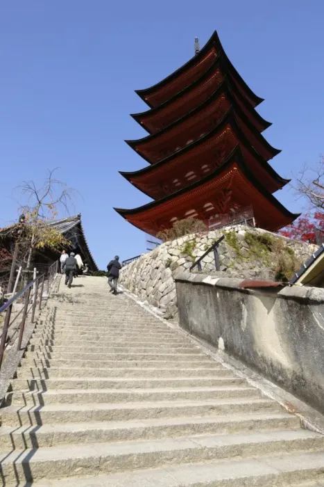 Framed Print : Five-Storey Pagoda(Gojunoto), UNESCO World Heritage Site, Miyajima Island, Western Honshu