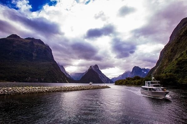 Fjords, Fjordlands National Park, UNESCO World Heritage Site, South Island, New Zealand