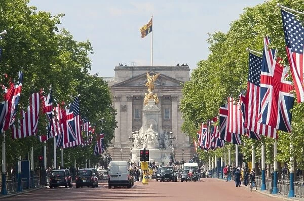 Flags lining the Mall to Buckingham Palace for President Obamas State Visit in 2011, London, England, United Kingdom, Europe