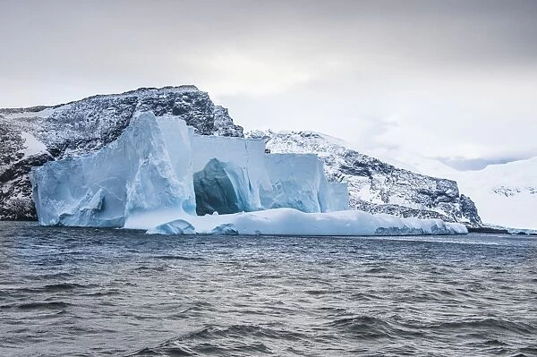 Floating iceberg, Elephant Island, South Shetland Islands, Antarctica, Polar Regions