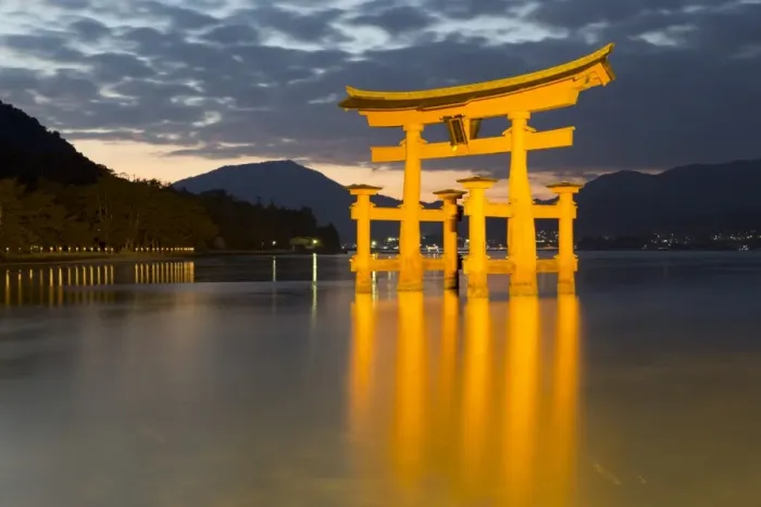 Framed Print : The floating Miyajima torii gate of Itsukushima Shrine at dusk, UNESCO World Heritage Site Framed Print : The floating Miyajima torii gate of Itsukushima Shrine at dusk, UNESCO World Heritage Site
