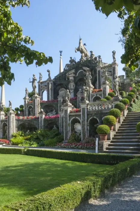 Framed Print : Floral Fountains, Isola Bella, Borromean Islands, Lake Maggiore, Piedmont, Italian Lakes Framed Print : Floral Fountains, Isola Bella, Borromean Islands, Lake Maggiore, Piedmont, Italian Lakes