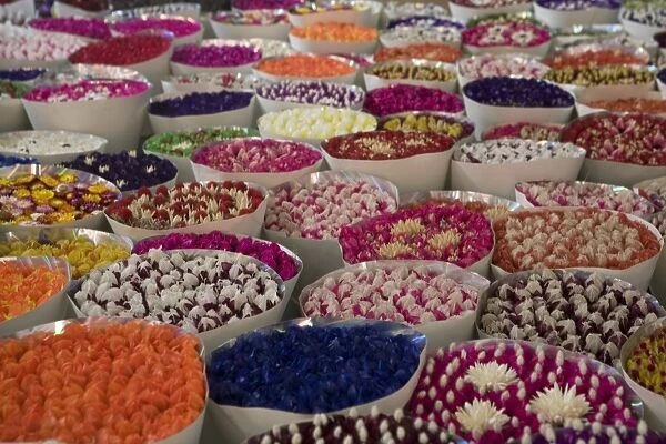Flower market, Kunming, Yunnan, China, Asia