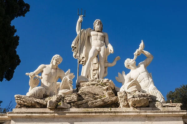 Fontana del Nettuno (Neptunes fountain), Piazza del Popolo, Rome, Lazio, Italy, Europe