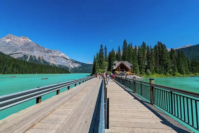 Framed Print : Footbridge on Emerald Lake, Yoho National Park, UNESCO World Heritage Site, British Columbia, Canada, North America Framed Print : Footbridge on Emerald Lake, Yoho National Park, UNESCO World Heritage Site, British Columbia, Canada, North America
