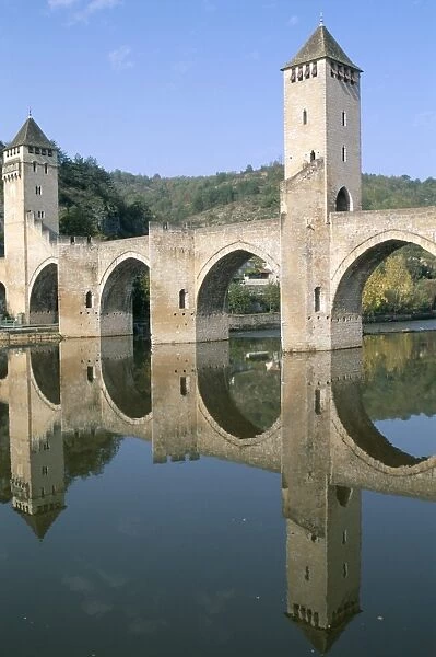 The fortified Valentre bridge dating from 14th century, town of Cahors