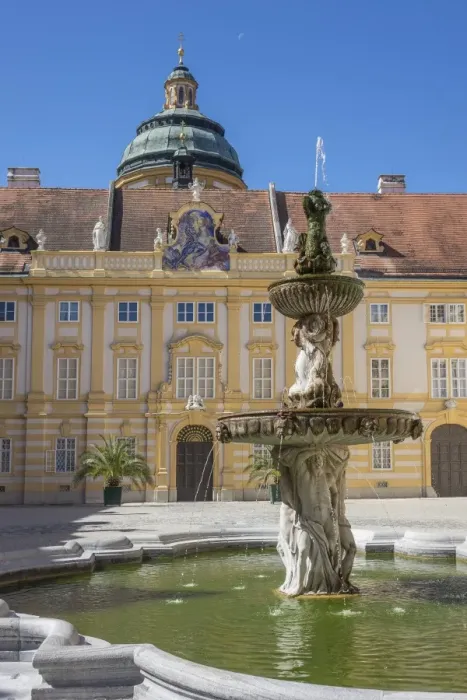 Framed Print : Fountain in courtyard of Abbey, Melk, UNESCO World Heritage Site, Lower Austria, Austria Framed Print : Fountain in courtyard of Abbey, Melk, UNESCO World Heritage Site, Lower Austria, Austria