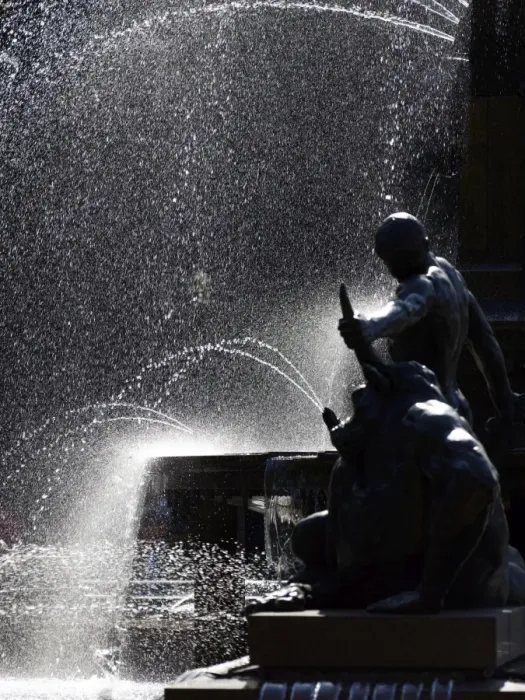 Framed Print : Fountain, Hyde Park, Sydney, New South Wales, Australia, Pacific Framed Print : Fountain, Hyde Park, Sydney, New South Wales, Australia, Pacific