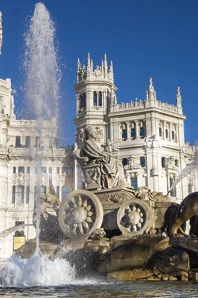 Fountain, Plaza de Cibeles Palace (Palacio de Comunicaciones), Plaza de Cibeles, Madrid