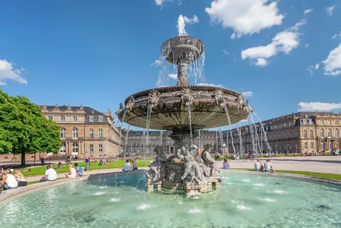Framed Print : Fountain at Schlossplatz Square and Neues Schloss (New Palace), Stuttgart, Baden-Wurttemberg, Germany, Europe Framed Print : Fountain at Schlossplatz Square and Neues Schloss (New Palace), Stuttgart, Baden-Wurttemberg, Germany, Europe