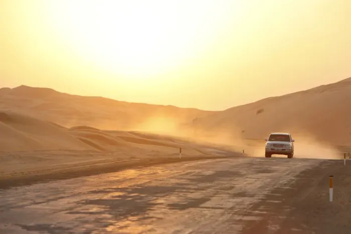Framed Print : Four-wheel drive in Liwa desert, Abu Dhabi, United Arab Emirates, Middle East Framed Print : Four-wheel drive in Liwa desert, Abu Dhabi, United Arab Emirates, Middle East