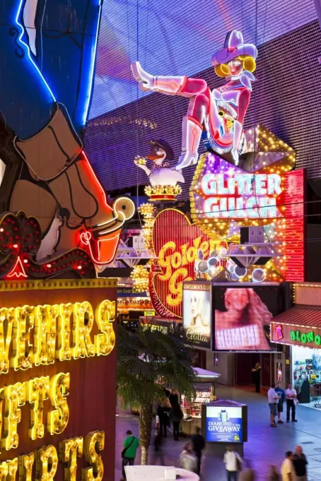 Framed Print : The Freemont Street Experience in Downtown Las Vegas, Las Vegas, Nevada, United States of America, North America Framed Print : The Freemont Street Experience in Downtown Las Vegas, Las Vegas, Nevada, United States of America, North America