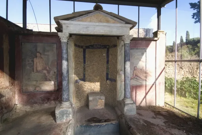 Framed Print : Frescoes at the ruins of Pompeii Framed Print : Frescoes at the ruins of Pompeii