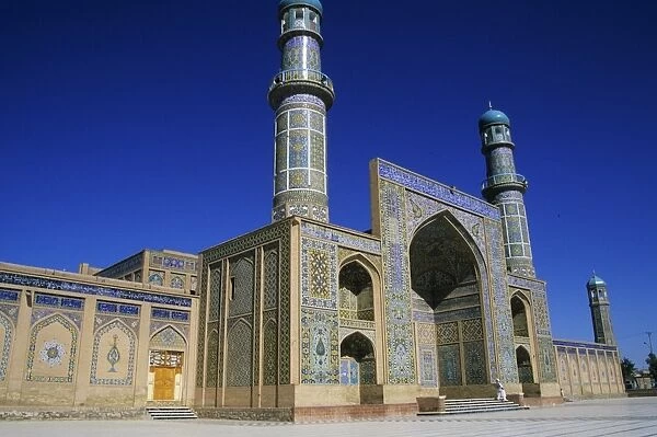 Friday Mosque (Masjet-eJam), laid out in 1200 by the Ghorid Sultan Ghiyasyddin