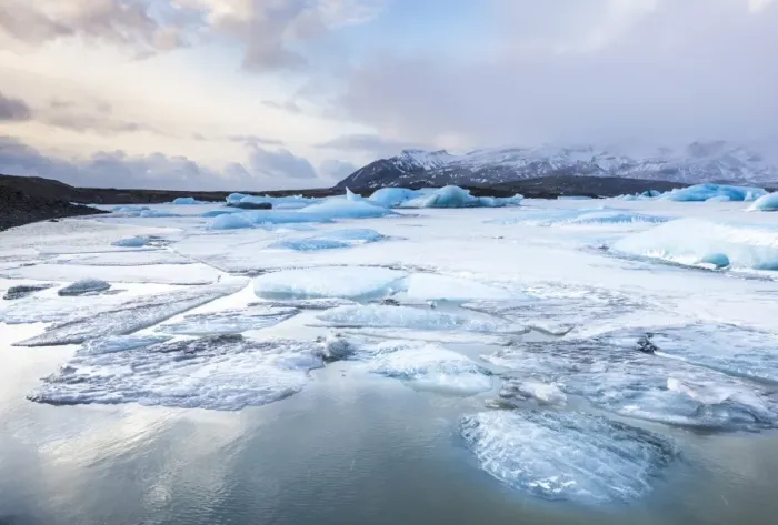 Framed Print : Frozen icebergs locked in the frozen waters of Fjallsarlon Glacier lagoon, South East Iceland Framed Print : Frozen icebergs locked in the frozen waters of Fjallsarlon Glacier lagoon, South East Iceland