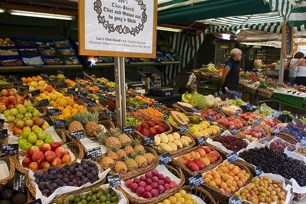 Fruit stall at Viktualienmarkt