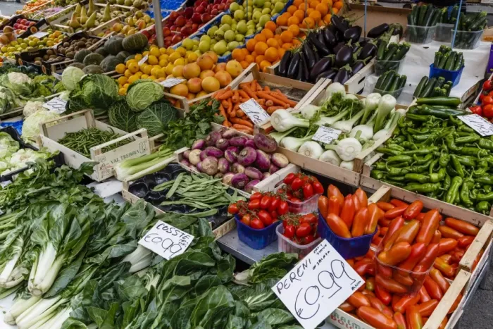 Framed Print : Fruits and vegetables at Papiniano market, Milan, Lombardy, Italy, Europe Framed Print : Fruits and vegetables at Papiniano market, Milan, Lombardy, Italy, Europe