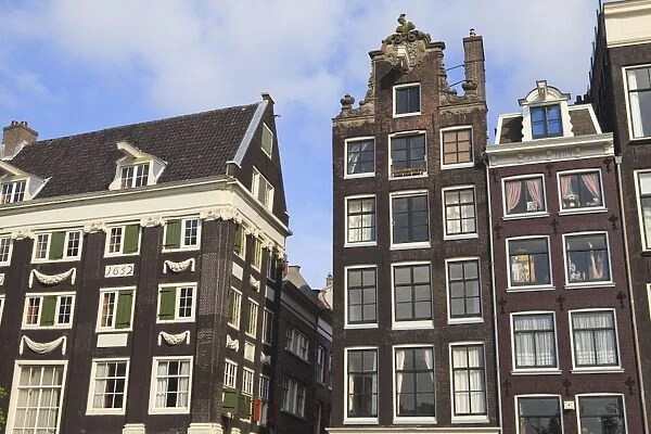Gabled houses dating from the 17th century, Amsterdam, Netherlands, Europe