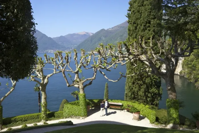 Framed Print : Gardens of the Villa del Balbianello on Punta di Lavedo in spring sunshine, Lenno, Lake Como, Italian Lakes, Italy, Europe Framed Print : Gardens of the Villa del Balbianello on Punta di Lavedo in spring sunshine, Lenno, Lake Como, Italian Lakes, Italy, Europe