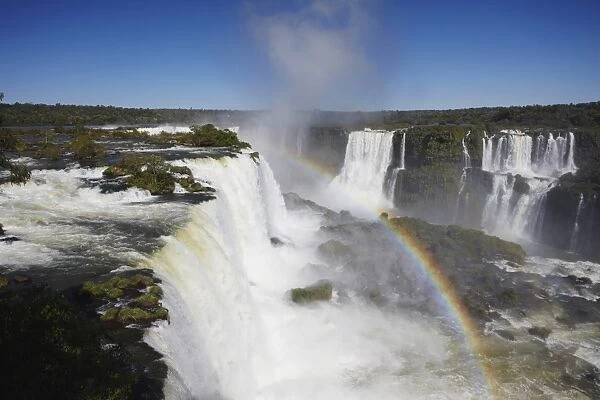 Garganta do Diablo (Devils Throat) Falls at Iguacu Falls, Iguacu National Park, UNESCO World Heritage Site, Parana, Brazil, South America