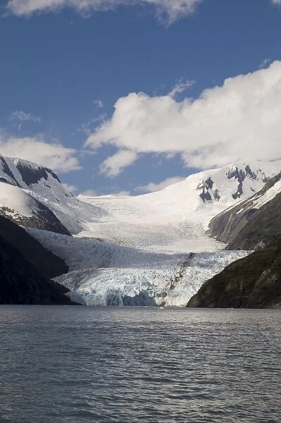 Garibaldi Glacier, Garibaldi Fjord, Darwin National Park, Tierra del Fuego