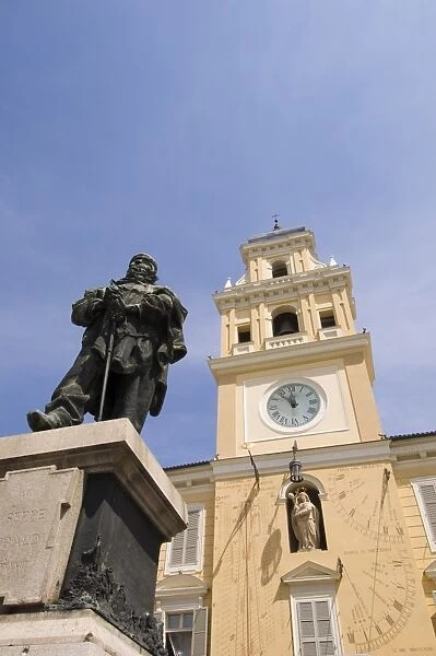 Garibaldi statue, Piazza Garibaldi, Parma, Emilia-Romagna, Italy, Europe