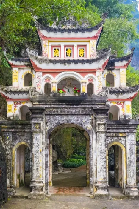 Framed Print : Gate of Bich Dong Pagoda, Hoa Lu District, Ninh Binh Province, Vietnam, Indochina Framed Print : Gate of Bich Dong Pagoda, Hoa Lu District, Ninh Binh Province, Vietnam, Indochina