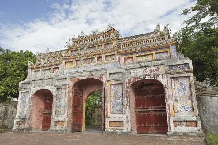 Framed Print : Gates at the Imperial Citadel, Hue, UNESCO World Heritage Site, Vietnam, Indochina, Southeast Asia, Asia Framed Print : Gates at the Imperial Citadel, Hue, UNESCO World Heritage Site, Vietnam, Indochina, Southeast Asia, Asia