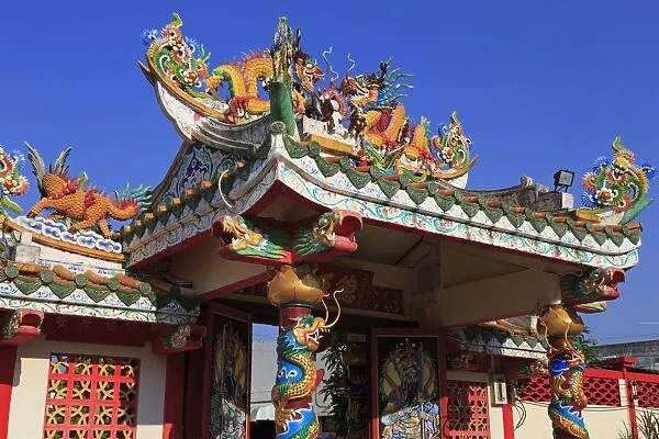 Gateway to Hainan Temple, Nathon City, Koh Samui Island, Thailand, Southeast Asia, Asia