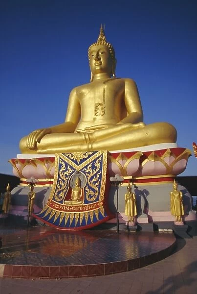 Giant Golden Buddha