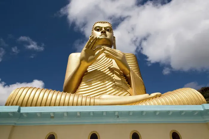 Framed Print : Giant Golden Buddha statue at Dambulla cave temple complex, UNESCO World Heritage Site, Sri Lanka, Asia Framed Print : Giant Golden Buddha statue at Dambulla cave temple complex, UNESCO World Heritage Site, Sri Lanka, Asia