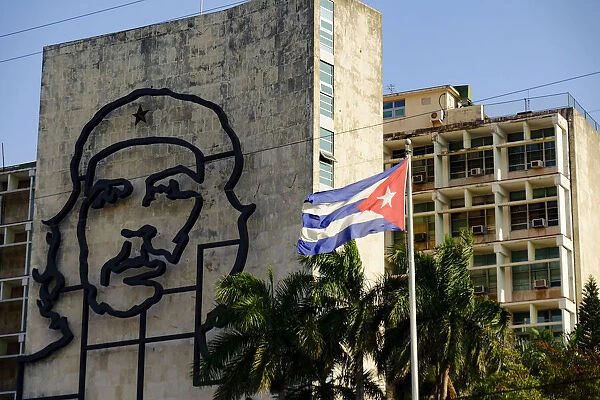 Giant sculpture of Che Guevara in Plaza De La Revolucion (Revolution Square), Havana