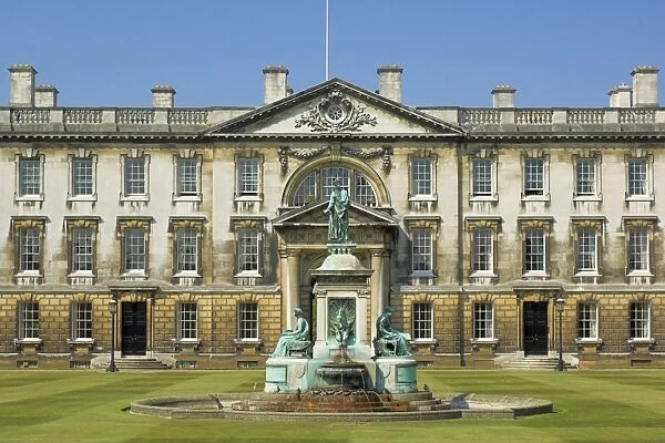 Gibbs Building with statue of King Henry VI, Kings College, Cambridge, Cambridgeshire