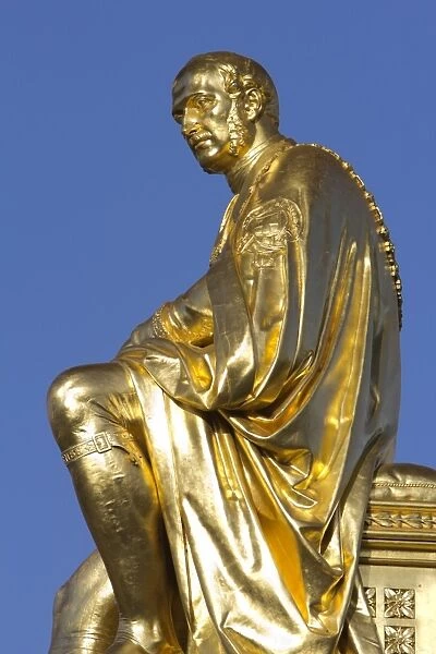 Gilded statue of Prince Albert, The Albert Memorial, Kensington Gardens, London, England, United Kingdom, Europe