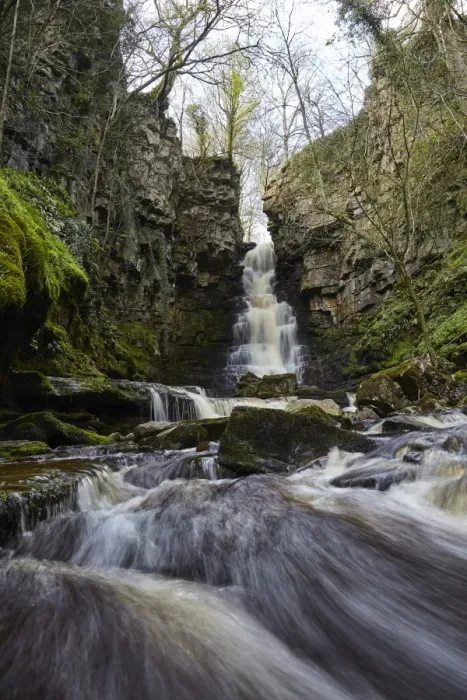 Framed Print : Mill Gill Force waterfall, Askrigg, Wensleydale, North Yorkshire, Yorkshire, England Framed Print : Mill Gill Force waterfall, Askrigg, Wensleydale, North Yorkshire, Yorkshire, England