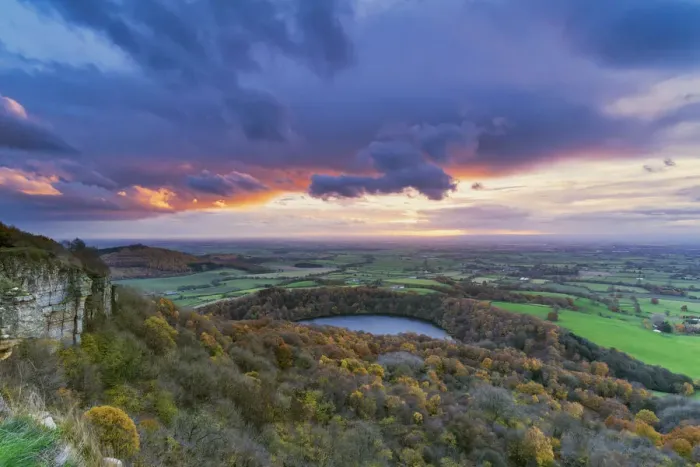 Framed Print : Glacial Lake Gormire at the foot of Whitestone Cliff, North Yorkshire, UK Framed Print : Glacial Lake Gormire at the foot of Whitestone Cliff, North Yorkshire, UK