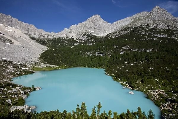 Glacial Sorapiss Lake, Dolomites, eastern Alps, Veneto, Italy, Europe