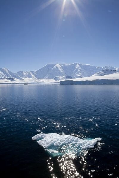 Glacier Bay, Port Lockroy, Antarctic Peninsula, Antarctica, Polar Regions