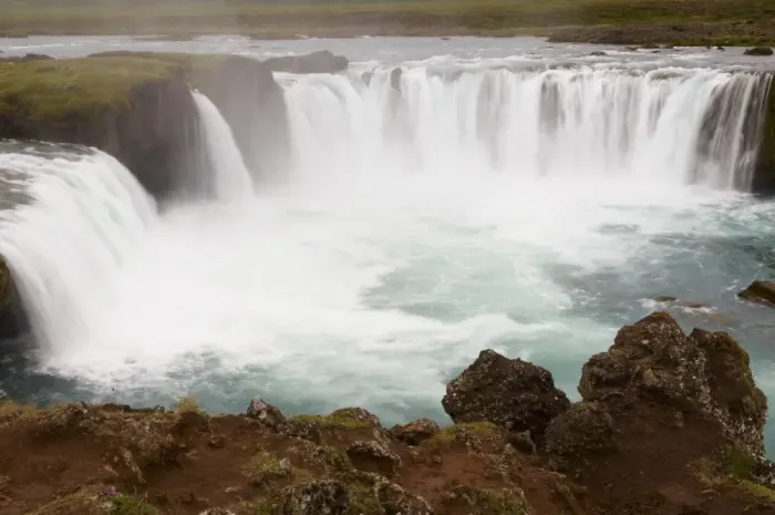 Framed Print : Godafoss waterfall, Iceland, Polar Regions Framed Print : Godafoss waterfall, Iceland, Polar Regions