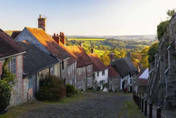 Framed Print : Gold Hill during sunset in late summer, Shaftesbury, Dorset, England, United Kingdom, Europe Framed Print : Gold Hill during sunset in late summer, Shaftesbury, Dorset, England, United Kingdom, Europe
