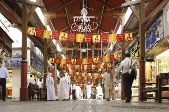 Framed Print : Gold Souk in Dubai, United Arab Emirates, Middle East Framed Print : Gold Souk in Dubai, United Arab Emirates, Middle East